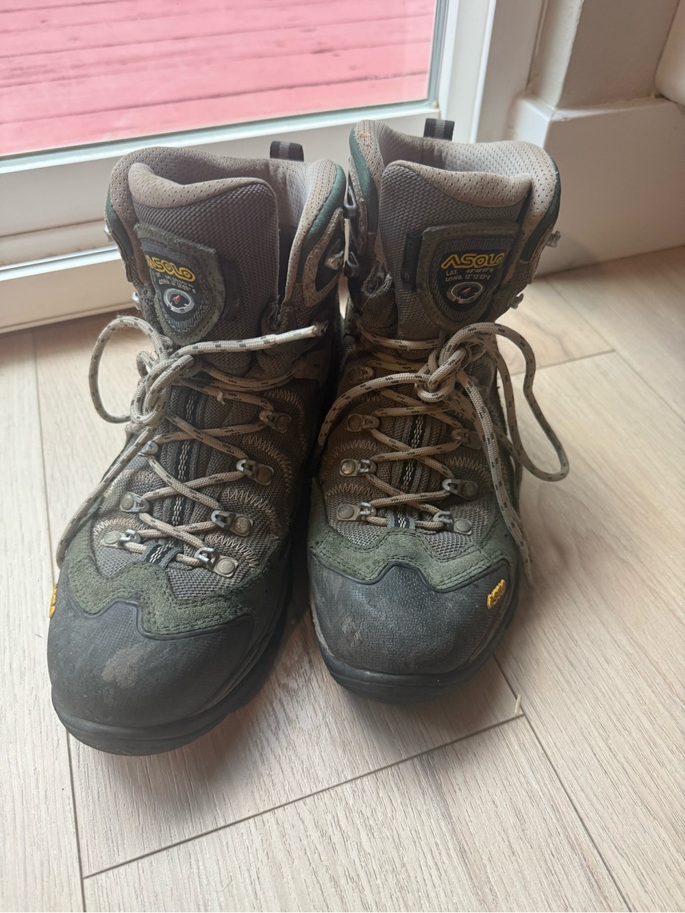 Asolo Fission GTX Hiking Boots Vibram Mid High Green Women's Size 9